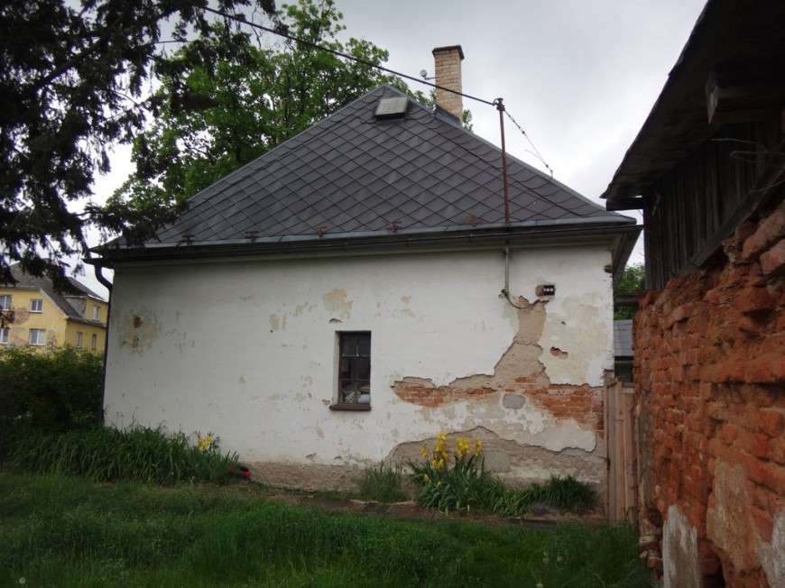 16935